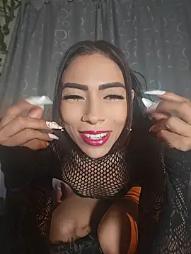 emma-hiill online show from 03/22/26, 12:47