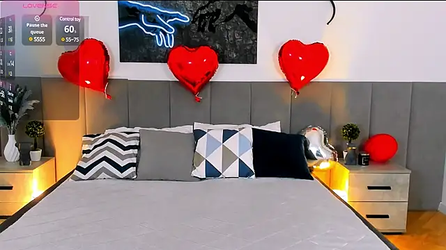 MiaBecky online show from 02/18/25, 05:20