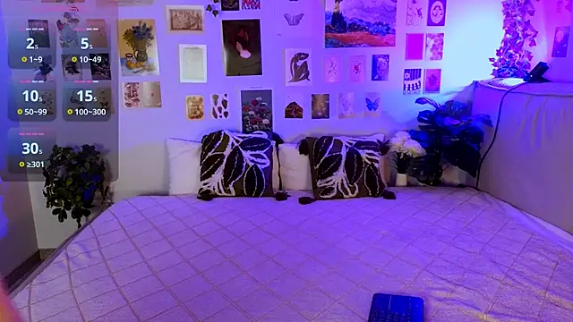MiaBecky online show from 05/29/26, 05:49