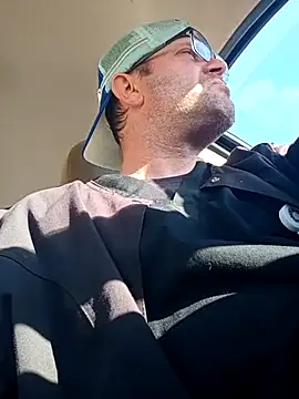 crazycam619 online show from 10/24/25, 10:28