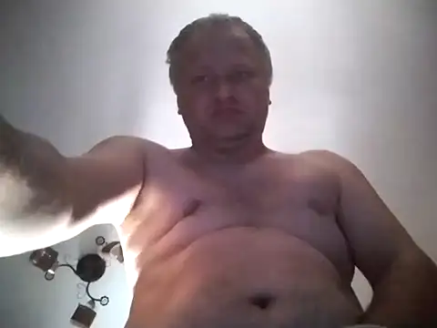 Snapshot of Grasul78 chatting on 07/18/26, 09:02 Grasul78 online show from 07/18/26, 09:02