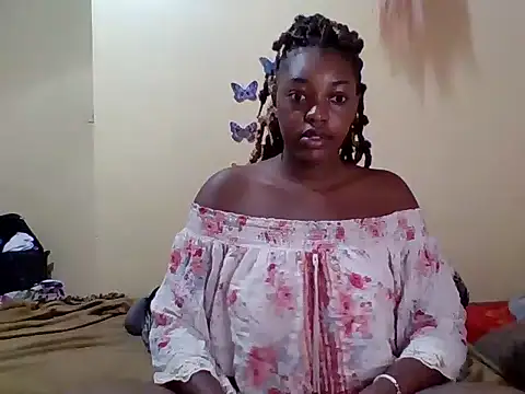 Snapshot of Zara_Twilight chatting on 12/21/24, 12:38 Zara Twilight online show from 12/21/24, 12:38