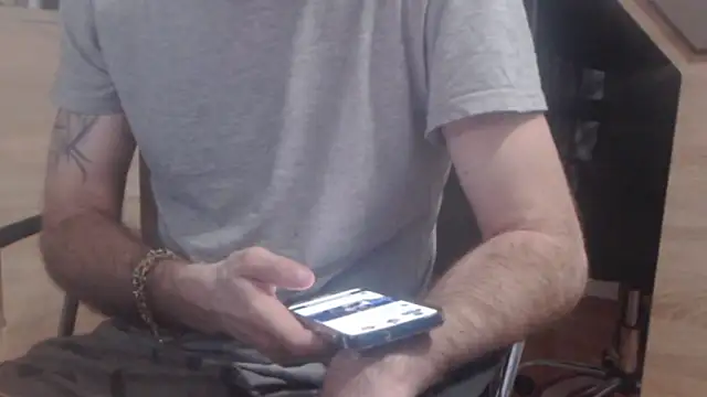 uncutguy01 online show from 01/06/25, 10:15