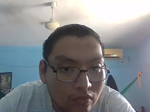 Snapshot of daniel4444Cu chatting on 07/30/26, 07:02 daniel4444Cu online show from 07/30/26, 07:02
