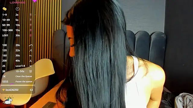 Nicolette ks  online show from 02/11/26, 04:17