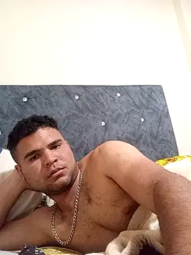 PITBuk 708 online show from 12/14/25, 02:17