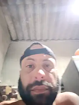 Snapshot of eupica1195 chatting on 09/09/25, 02:33 eupica1195 online show from 09/09/25, 02:33