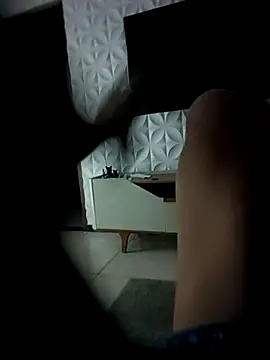 Snapshot of eupica1195 chatting on 10/26/25, 01:44 eupica1195 online show from 10/26/25, 01:44