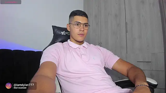 Iamdylan777 online show from 02/12/25, 04:54