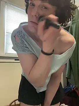 Snapshot of sum1betterthanmost chatting on 03/03/25, 06:22 sum1betterthanmost online show from 03/03/25, 06:22