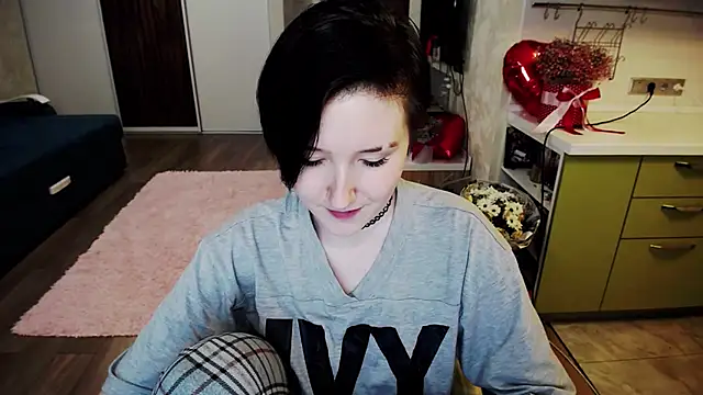 Snapshot of Kira_Bakker chatting on 02/19/25, 10:53 Kira Bakker online show from 02/19/25, 10:53