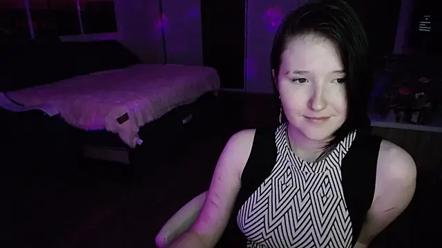 Snapshot of Kira_Bakker chatting on 10/03/25, 03:09 Kira Bakker online show from 10/03/25, 03:09