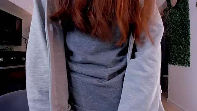 BettyBrowni online show from 02/06/25, 10:32