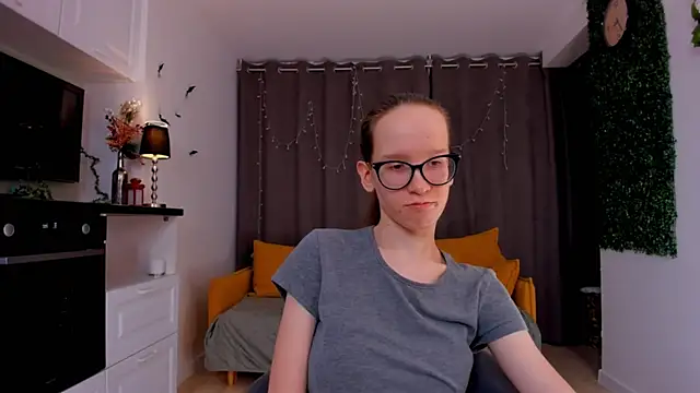 BettyBrowni online show from 02/07/25, 01:36