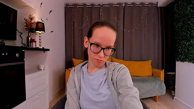 BettyBrowni online show from 02/08/25, 07:16