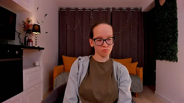 BettyBrowni online show from 02/10/25, 07:17