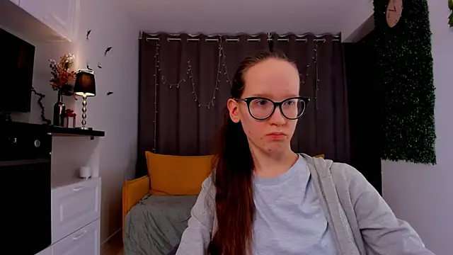 BettyBrowni online show from 02/13/25, 10:11