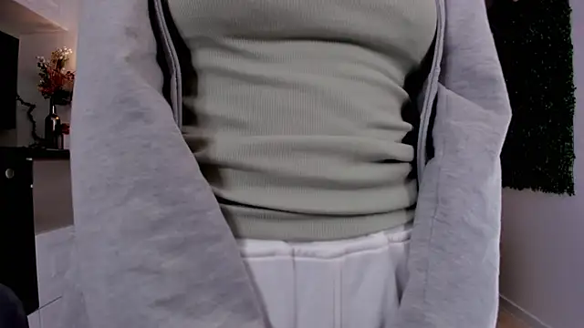 BettyBrowni online show from 02/15/25, 07:17