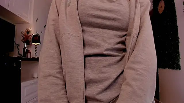 BettyBrowni online show from 02/18/25, 01:43