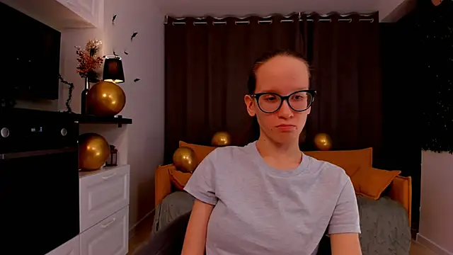 BettyBrowni online show from 02/24/25, 07:09