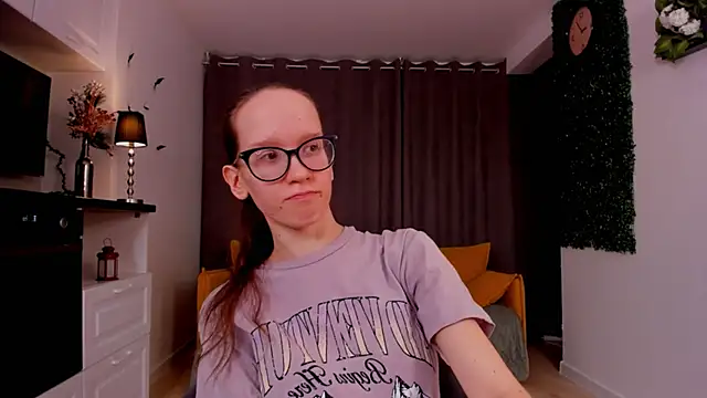 BettyBrowni online show from 03/04/25, 07:11