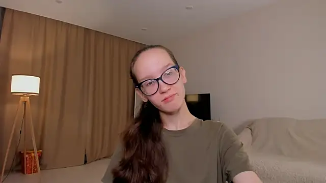 BettyBrowni online show from 10/01/25, 04:13