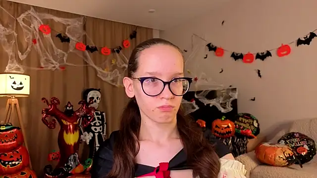 BettyBrowni online show from 11/01/25, 04:09