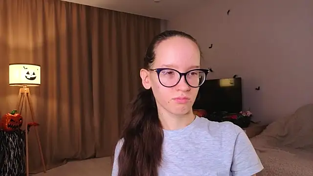 BettyBrowni online show from 11/16/25, 04:12