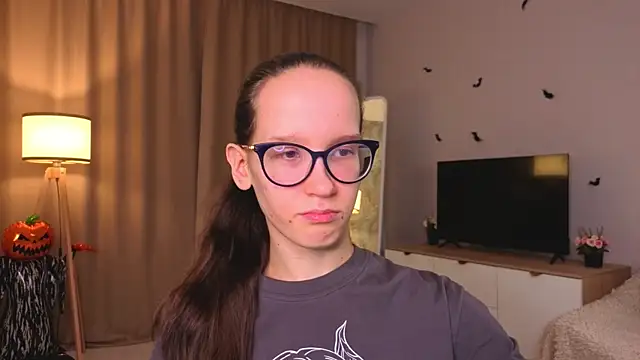 BettyBrowni online show from 11/21/25, 04:16