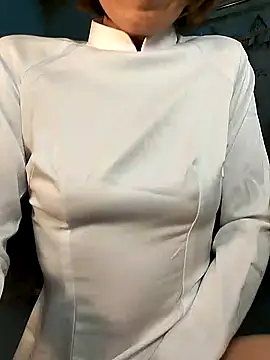 Snapshot of Kami_gaam chatting on 01/01/25, 12:43 Kami gaam online show from 01/01/25, 12:43