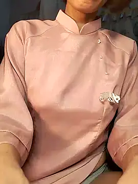 Snapshot of Kami_gaam chatting on 01/24/25, 01:36 Kami gaam online show from 01/24/25, 01:36