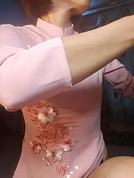 Snapshot of Kami_gaam chatting on 02/01/25, 04:44 Kami gaam online show from 02/01/25, 04:44