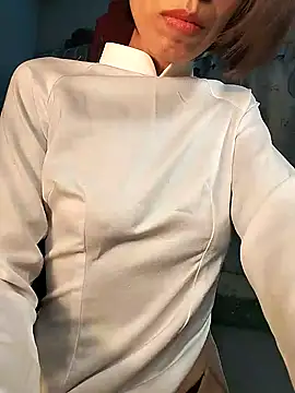 Snapshot of Kami_gaam chatting on 02/04/25, 12:22 Kami gaam online show from 02/04/25, 12:22