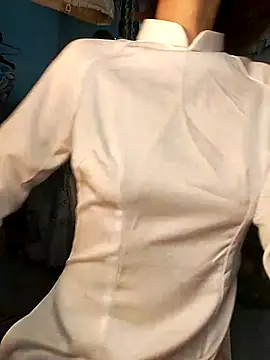 Snapshot of Kami_gaam chatting on 02/15/25, 01:16 Kami gaam online show from 02/15/25, 01:16