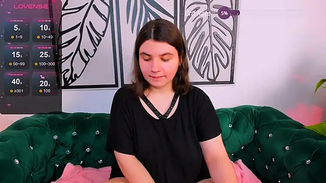 Viola  Shy online show from 01/31/25, 03:09