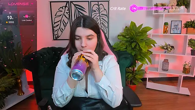 Viola  Shy online show from 02/14/25, 09:21