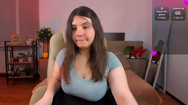 Snapshot of Viola__Shy chatting on 02/18/26, 08:49 Viola Shy online show from 02/18/26, 08:49