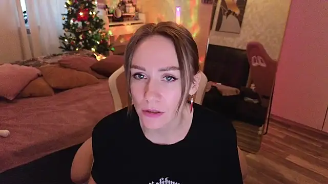 VeronicaRoss online show from 12/19/24, 11:50