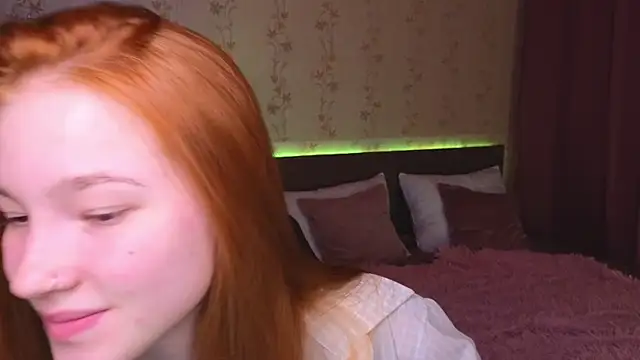 Snapshot of erikabrian chatting on 12/21/24, 01:15 erikabrian online show from 12/21/24, 01:15