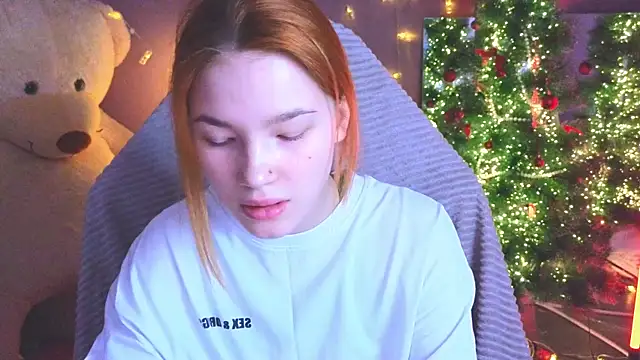 Snapshot of erikabrian chatting on 12/18/25, 09:48 erikabrian online show from 12/18/25, 09:48