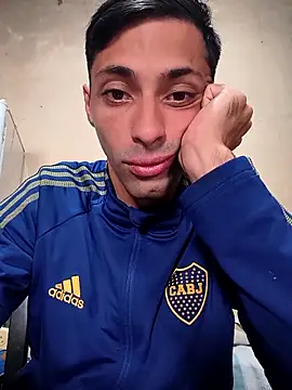 gastonfi1 online show from 04/25/26, 06:16