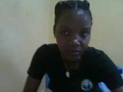 Snapshot of girltotok chatting on 03/05/25, 02:12 girltotok online show from 03/05/25, 02:12