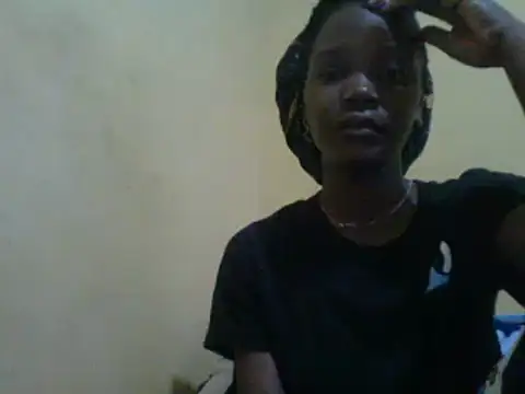 Snapshot of girltotok chatting on 03/21/25, 05:00 girltotok online show from 03/21/25, 05:00