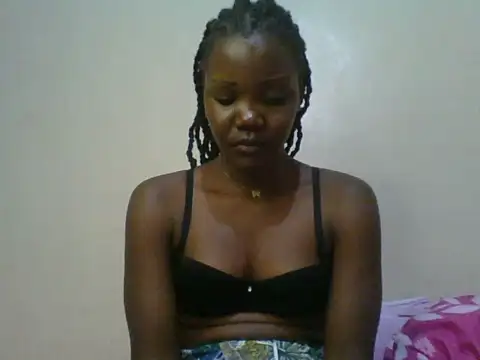 Snapshot of girltotok chatting on 09/25/25, 05:38 girltotok online show from 09/25/25, 05:38