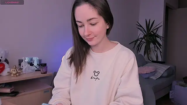 Snapshot of cClandesTina chatting on 12/05/24, 01:38 cClandesTina online show from 12/05/24, 01:38