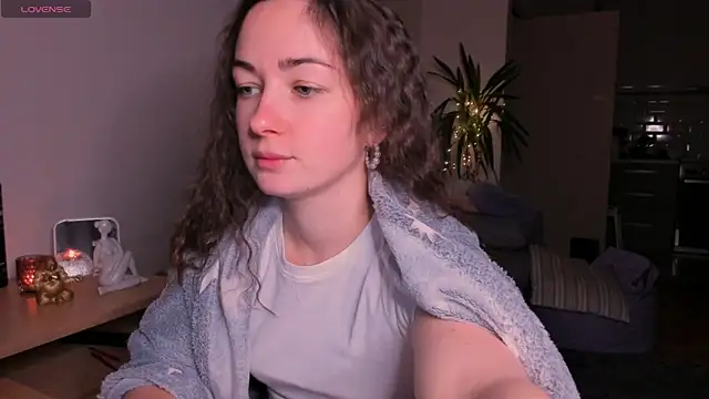 Snapshot of cClandesTina chatting on 01/04/25, 11:06 cClandesTina online show from 01/04/25, 11:06