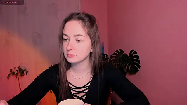 Snapshot of cClandesTina chatting on 03/19/25, 08:32 cClandesTina online show from 03/19/25, 08:32