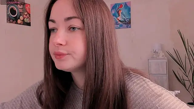 Snapshot of cClandesTina chatting on 10/16/25, 09:21 cClandesTina online show from 10/16/25, 09:21