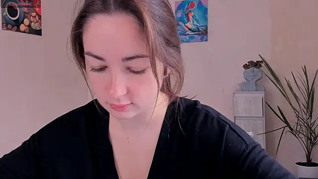 Snapshot of cClandesTina chatting on 10/26/25, 09:15 cClandesTina online show from 10/26/25, 09:15