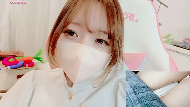 Snapshot of yuayua854 chatting on 05/01/26, 07:24 yuayua854 online show from 05/01/26, 07:24